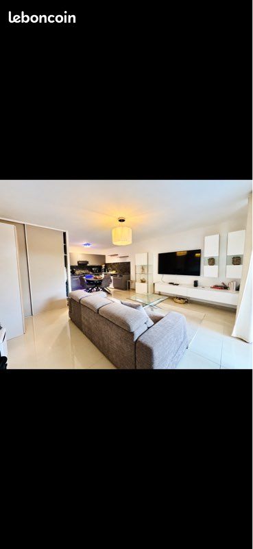 Appartement 2 pièces 50 m² · à Saint-Laurent-du-Var · 50 m² · 330 000 €