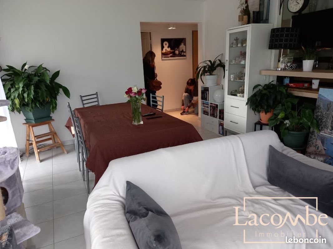 Appartement 3 pièces 71 m² · à Albertville · 71 m² · 930 €