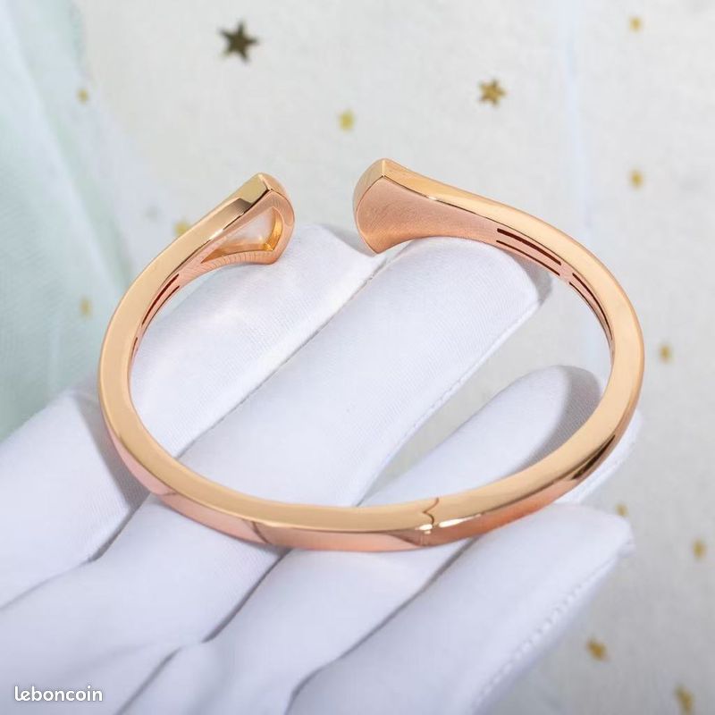 Bracelet style luxe, or rose avec éventails nacre et pierres (image 9)