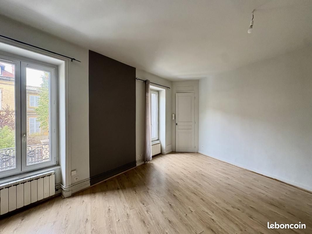 Appartement 3 pièces 88 m² · à Roanne · 88 m² · 575 €/mois