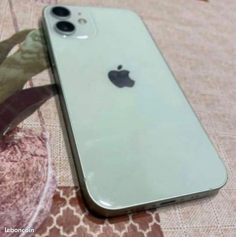 IPhone 12 disponible (image 1)
