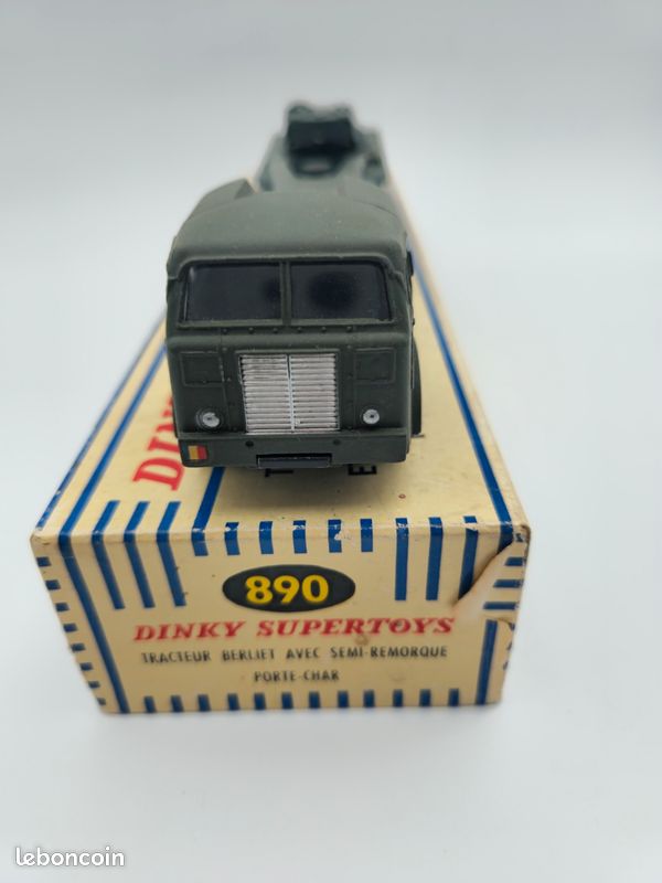 CAMION MILITAIRE BERLIET Dinky Toys + remorque porte Chars Supertoy par