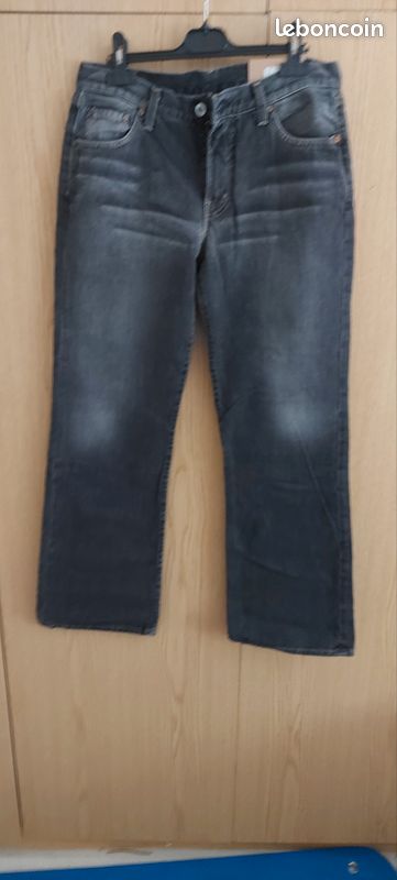 Jean Pour Femme Replay – Occasion En Très Bon état (bleu)