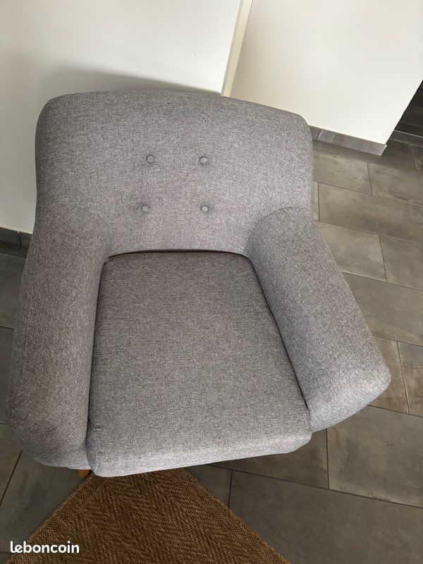 Fauteuil scandinave gris (image 3)