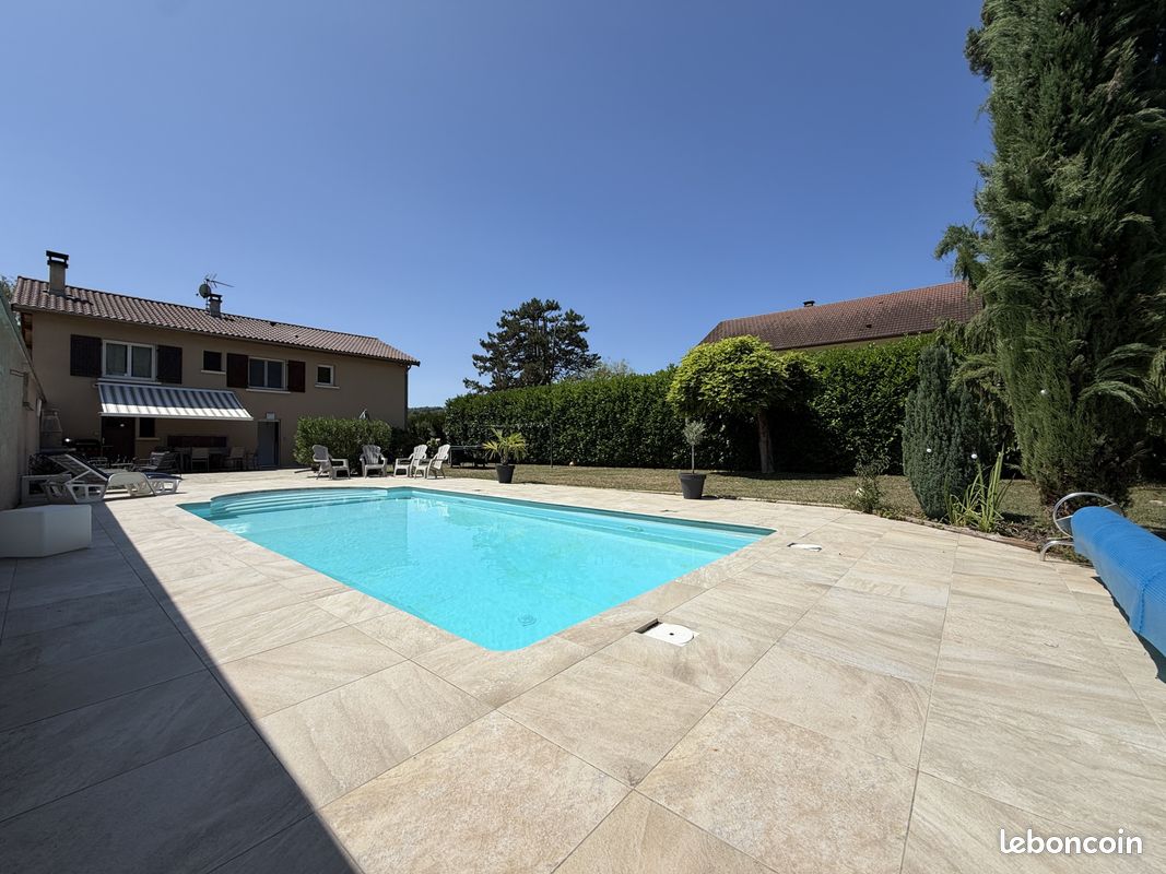 Maison 5 pièces 112 m² · à Poncin · 112 m² · 334 000 €