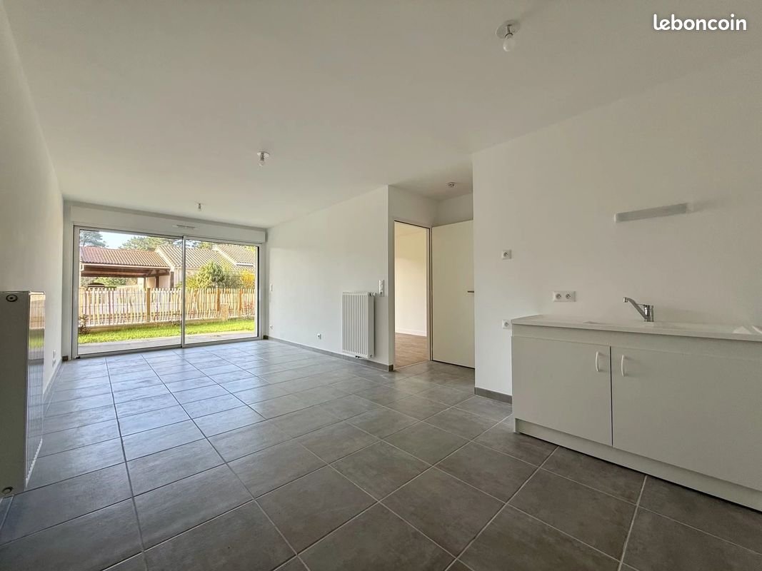 Appartement 2 pièces 45 m² · à Saint-Michel-Chef-Chef · 45 m² · 249 644 €