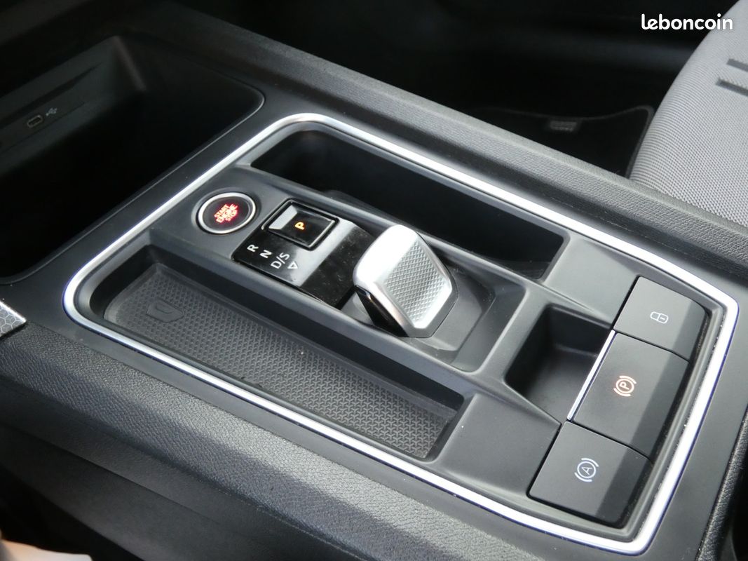 SEAT LEON SPORTSTOURER 2.0 TDI 150 DSG7 Style Business (image 19)