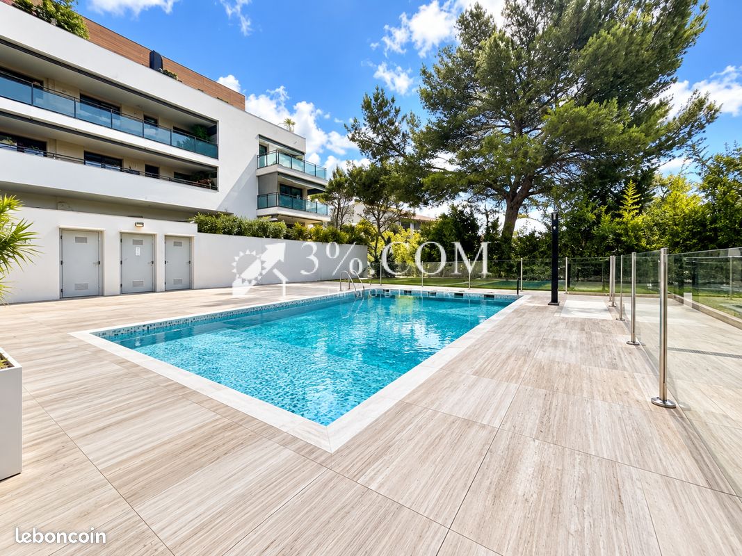 Appartement 2 pièces 54 m² · à Saint-Raphaël · 54 m² · 247 000 €