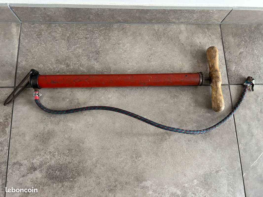 Neuve - AFA - Pompe noire 25 cm pour vélo vintage - Équipements vélos