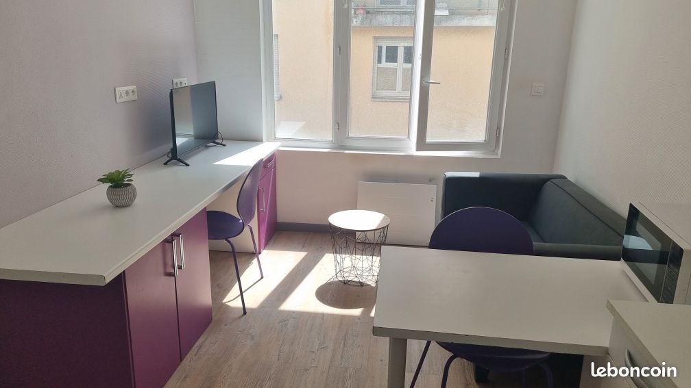 Appartement 27 pièces 27 m² · à Saint-Étienne · 27 m² · 411 €