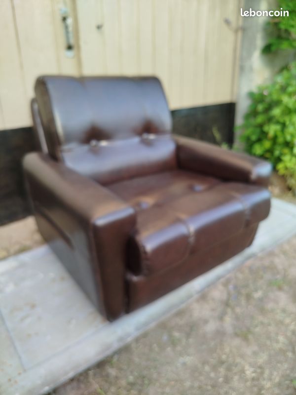 Fauteuil bas (image 2)