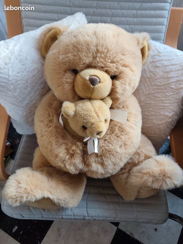 Magnifique Ours en Peluche Géant avec Ourson L. Dake En Zn – neuve (image 1)
