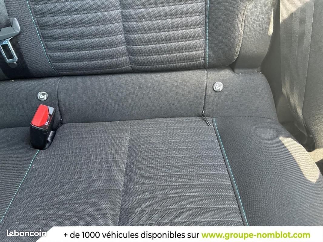 Peugeot 2008 PureTech 100 S&S BVM6 Style (image 19)