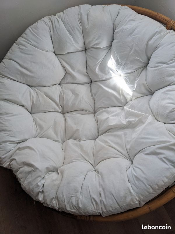 Fauteuil en rotin (image 1)