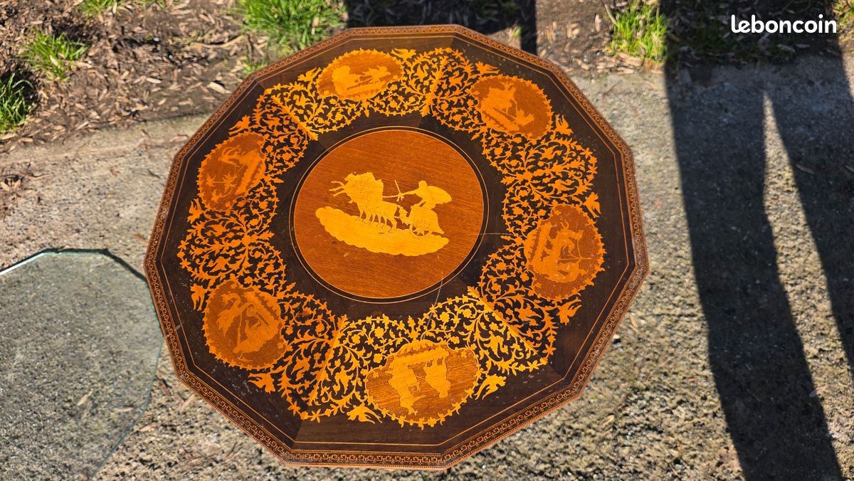 Table basse en marqueterie (image 3)