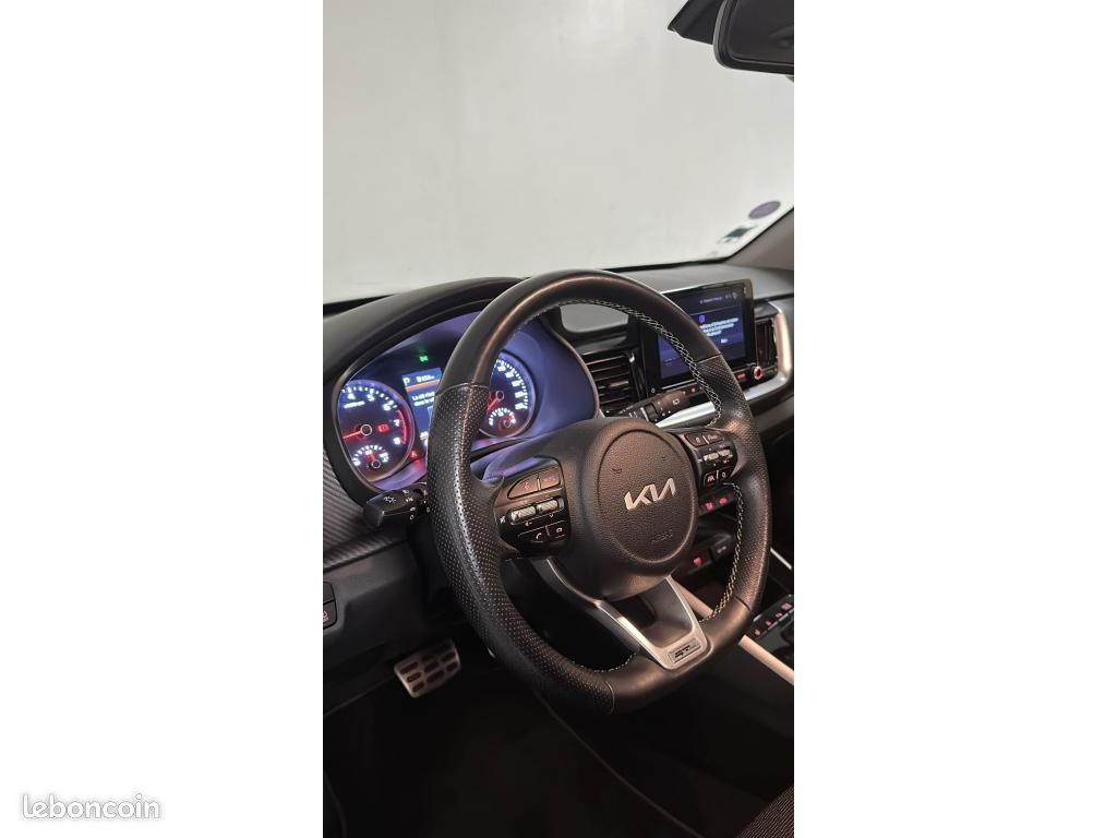 KIA STONIC 1.0 T-GDI MHEV - 120 DCT7 GT Line Premium (image 10)