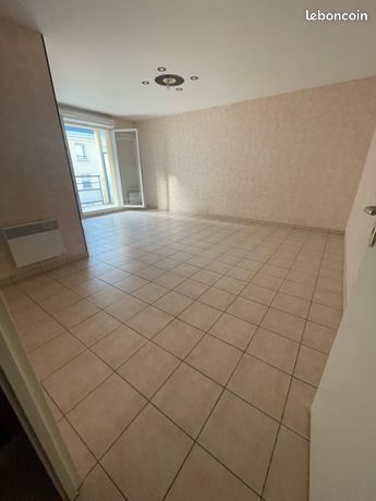 APPARTEMENT DE TYPE 2, 50 m2, BALCON ET PARKING