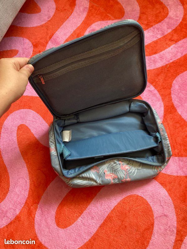 Trousse de toilette (image 4)