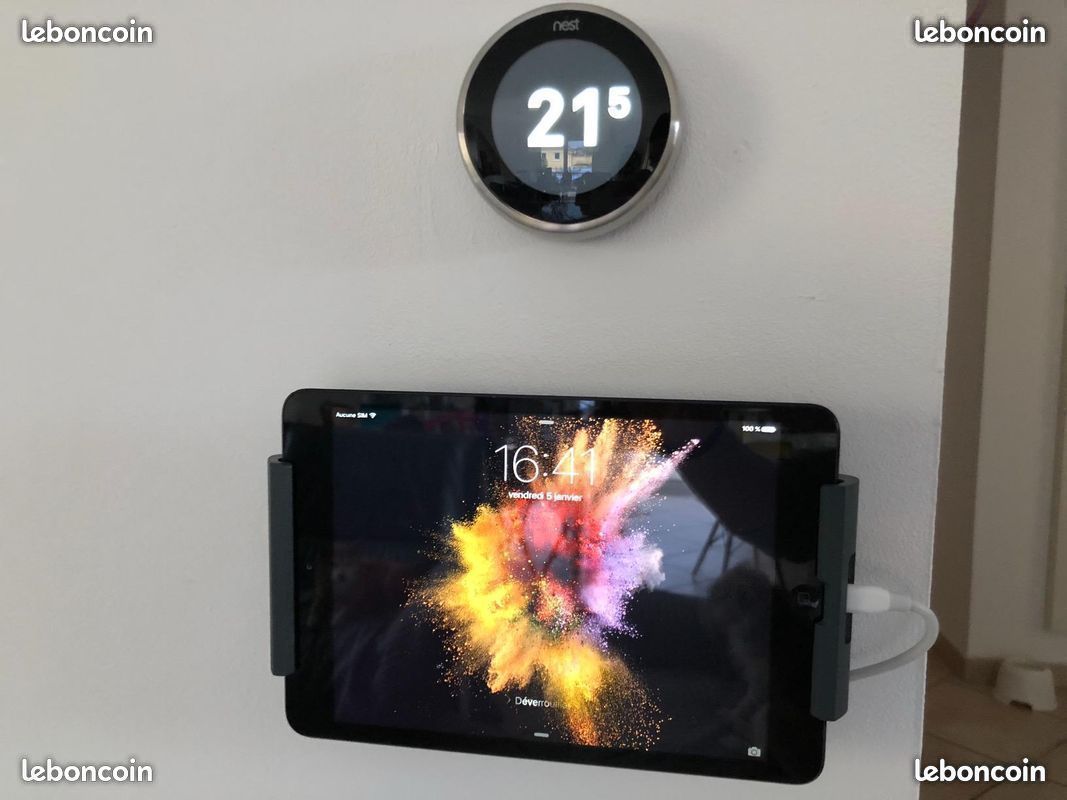 Support Tablette Mural Avec Bras Articulé comme neuf (image 1)