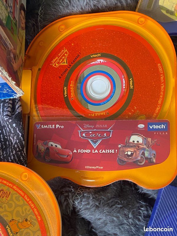 CARS... A FOND LA CAISSE - jeu pour console V.Smile Pro