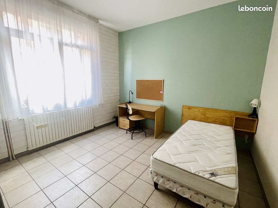Appartement 1 pièce 13 m² · à Amiens · 13 m² · 380 €