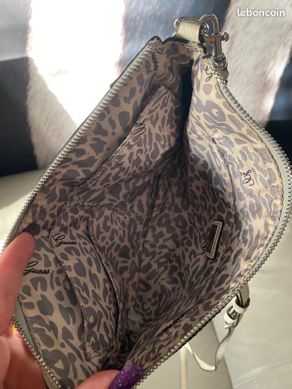 Sac bandoulière Guess serpent blanc/gris Accessoires Bagagerie