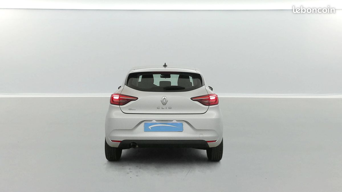 RENAULT Clio TCe 90 Equilibre (image 7)