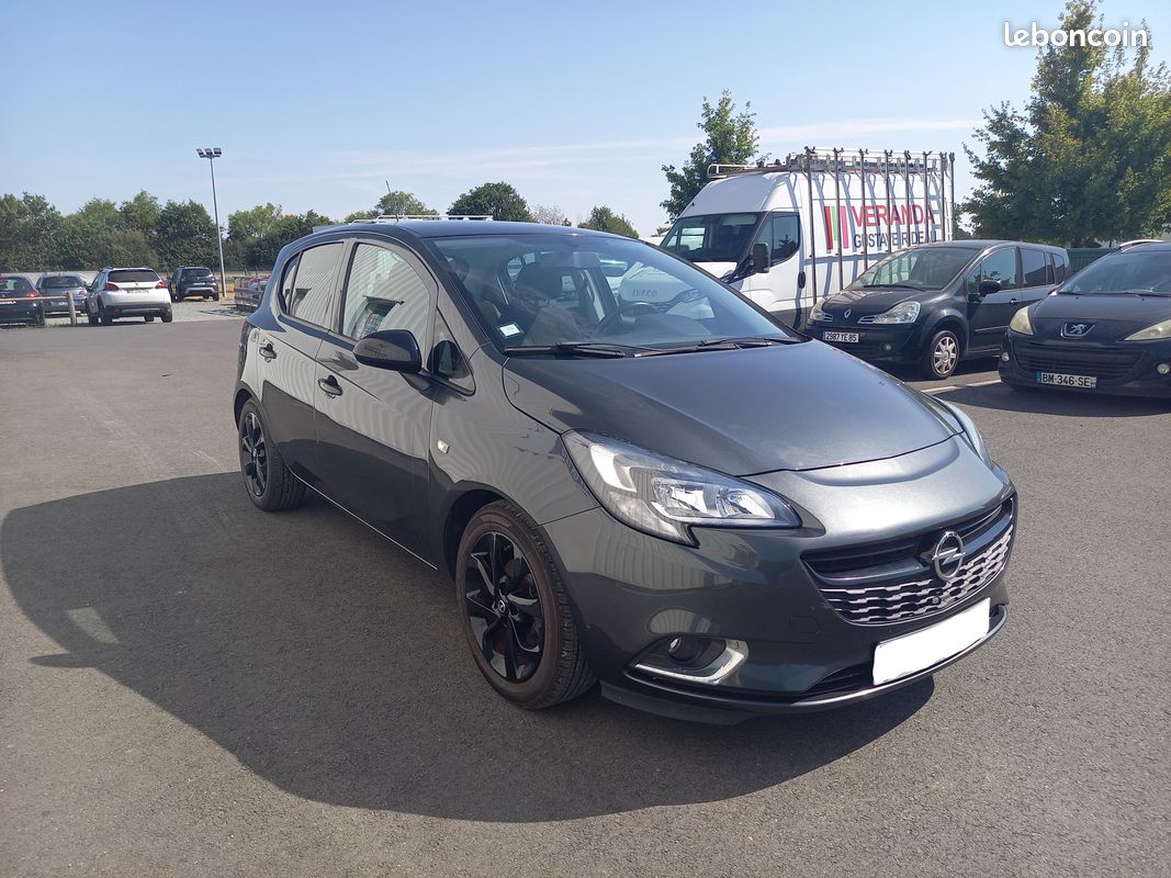 Opel corsa 1.4 l 90 ch black edition (image 4)