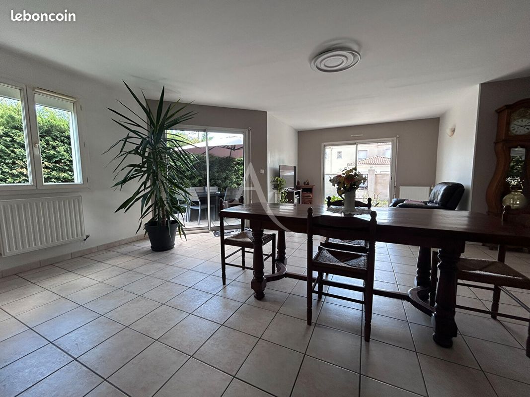 Maison 5 pièces 92 m² · à Eysines · 92 m² · 379 000 €