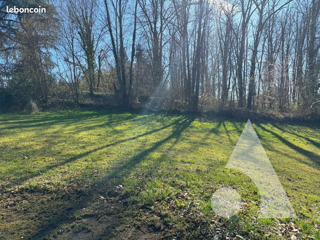 Terrain 1 002 m² Sarlat La Caneda · à Sarlat-la-Canéda · 39 570 €
