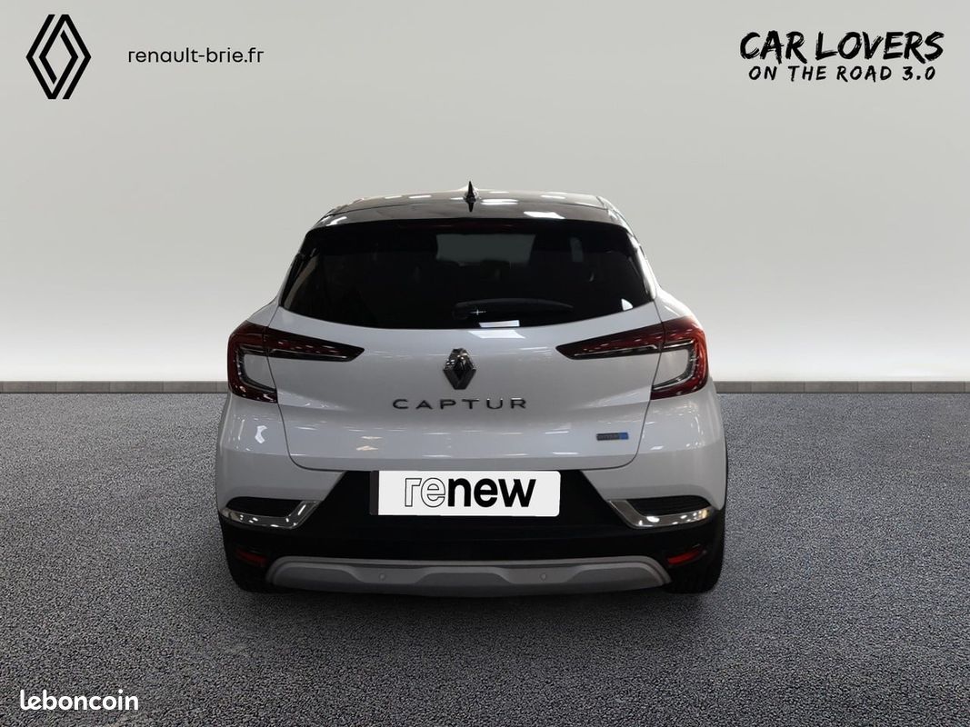 RENAULT Captur E-Tech full hybrid 145 Techno fast track (image 4)