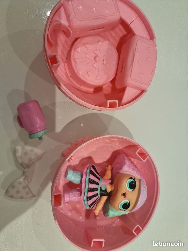 Lot coffret poupées LOL (image 1)
