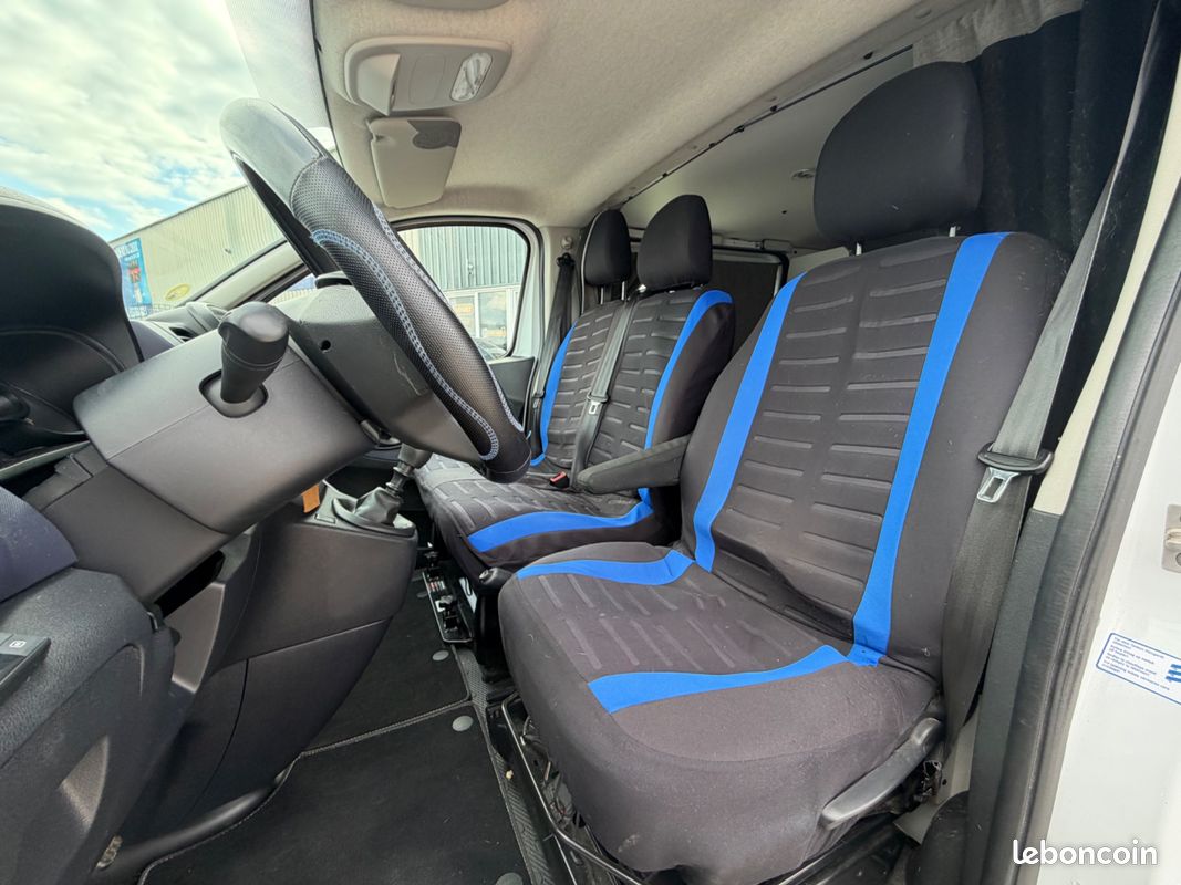 OPEL VIVARO VU FOURGON 1.6 CDTI 115CH 2900 L2H1 LONG - AMÉNAGER VANMANIA - FRIGO - BANQUETTE/LIT - RÉGULATEUr (image 10)