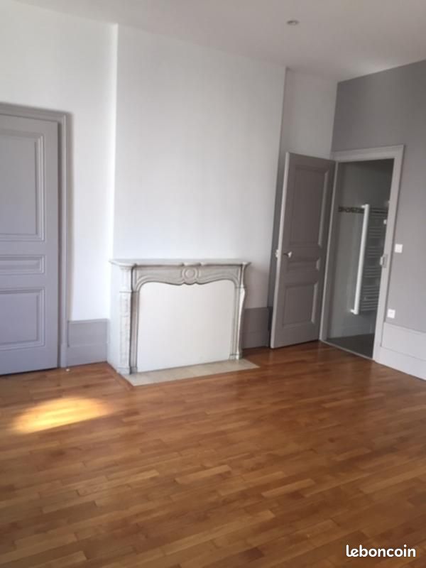 Appartement 5 pièces 135 m² · à Besançon · 135 m² · 1 375 €/mois