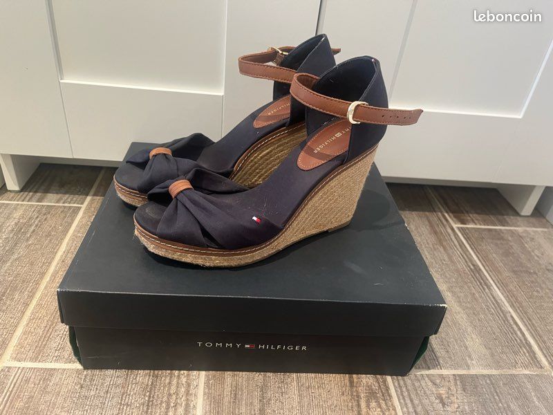 Sandales Compensées Tommy Hilfiger Sandales CompensÃ©es Sandales