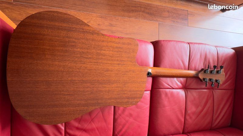 Guitare exceptionnelle. LAG Tramontane HyVibe (image 4)