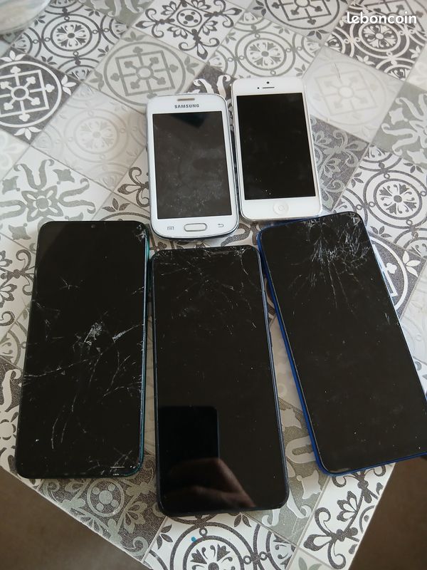 Téléphone portable plusieurs marques (image 1)