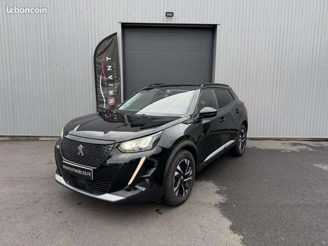 PEUGEOT 2008 1.2i PT S&S 130 Roadtrip (image 1)