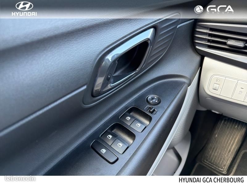 Hyundai i20 1.0 T-GDi 100ch Hybrid Intuitive (image 12)