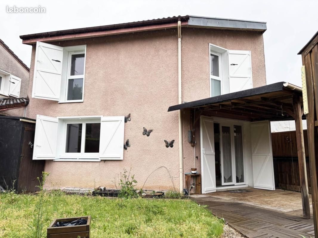 Maison 4 pièces 84 m² · à Villefontaine · 84 m² · 153 788 €