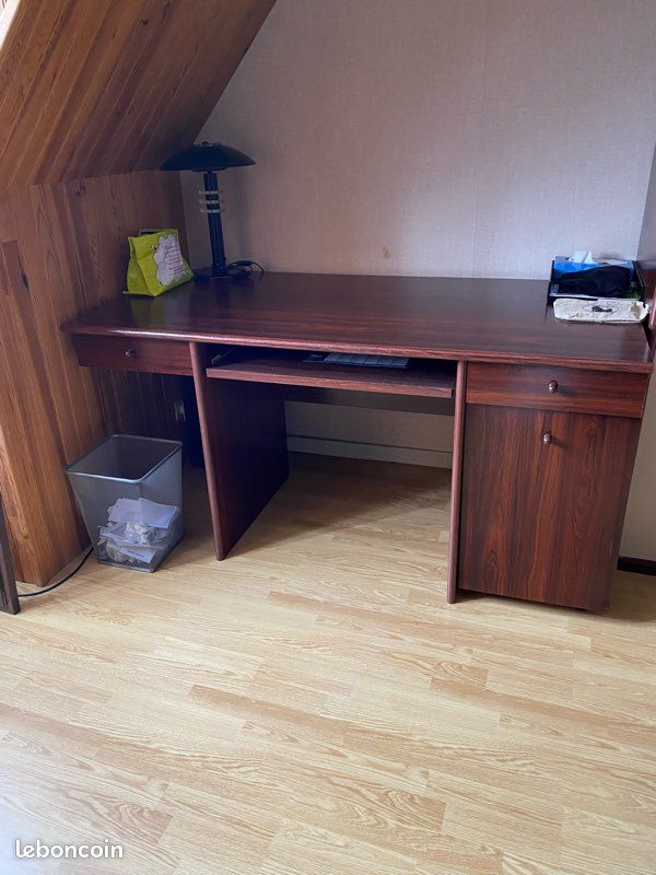 Bureau (image 3)