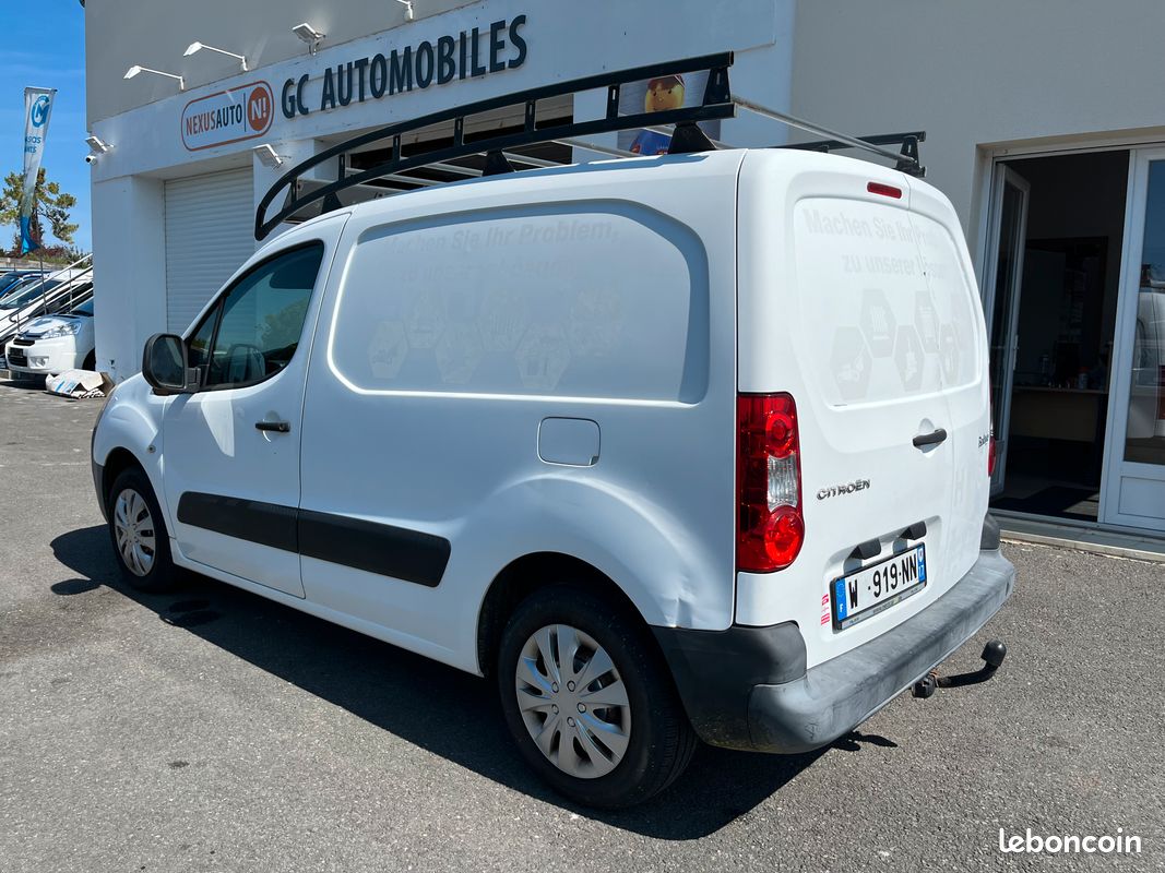 Citroen Berlingo 1.6L HDI 75 Diesel 2012 92000kms Bluetooth Attelage Galerie 7590euros (image 3)