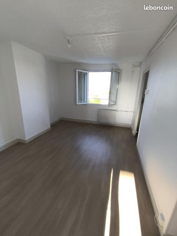 Appartement 3 pièces 49 m² · à Chaumont · 49 m² · 312 €/mois
