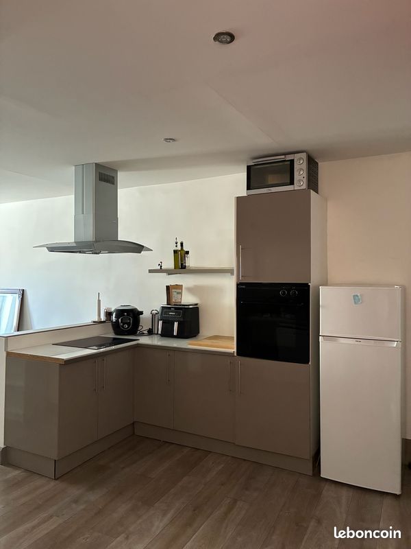 Appartement 2 pièces 42 m² · à Oyonnax · 42 m² · 550 €/mois