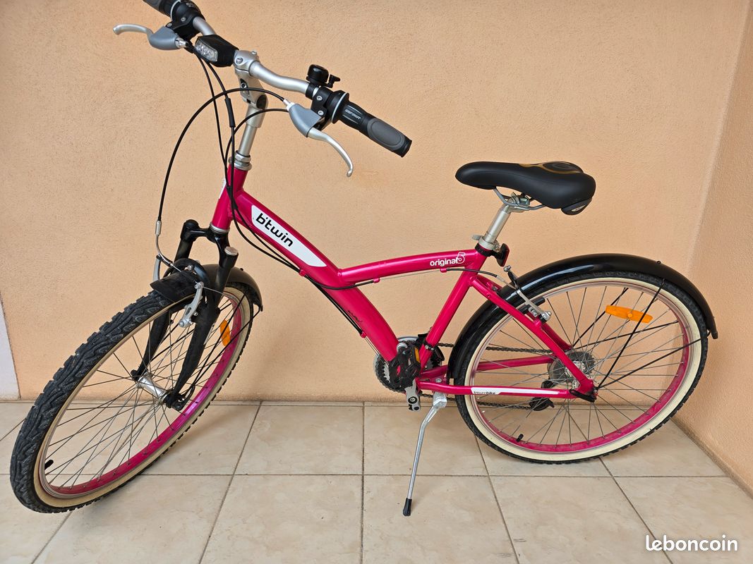 Vélo Btwin Original rose 26 pouces Vélos
