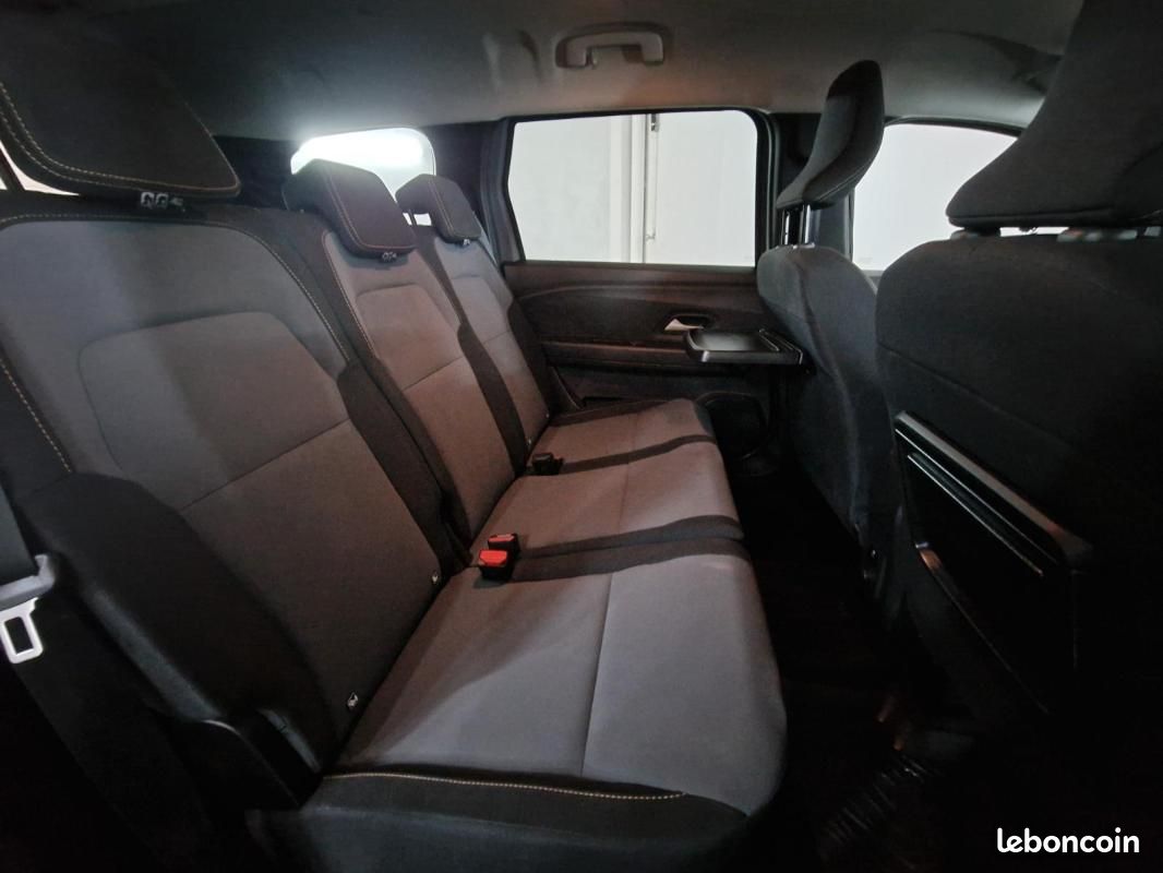 Dacia Jogger Hybrid 140 7 places GSR2 Extreme (image 13)