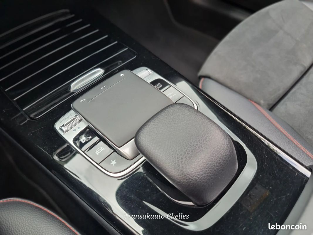 MERCEDES CLASSE A BERLINE 180 d 7G-DCT AMG Line (image 35)