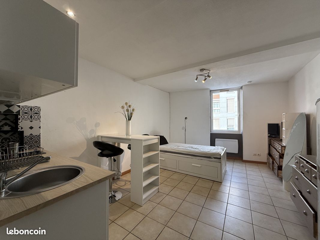 Appartement a louer macon - 1 pièce(s) - 24 m2 - Surfyn