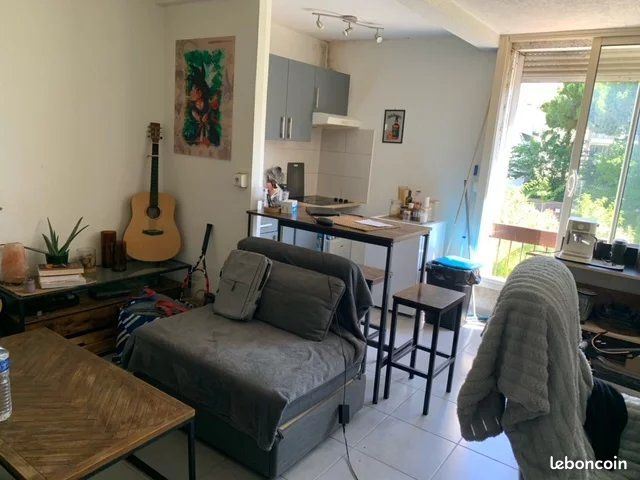 Studio 1 pièce 25 m² (image 1)