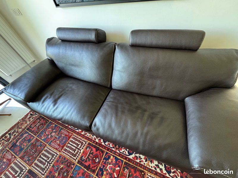 2 canapés en cuir bleu Roche Bobois Très bon état sur Gens de Confiance